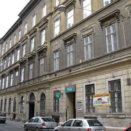 Walking Bed Budapest Downtown Albergue Exterior foto