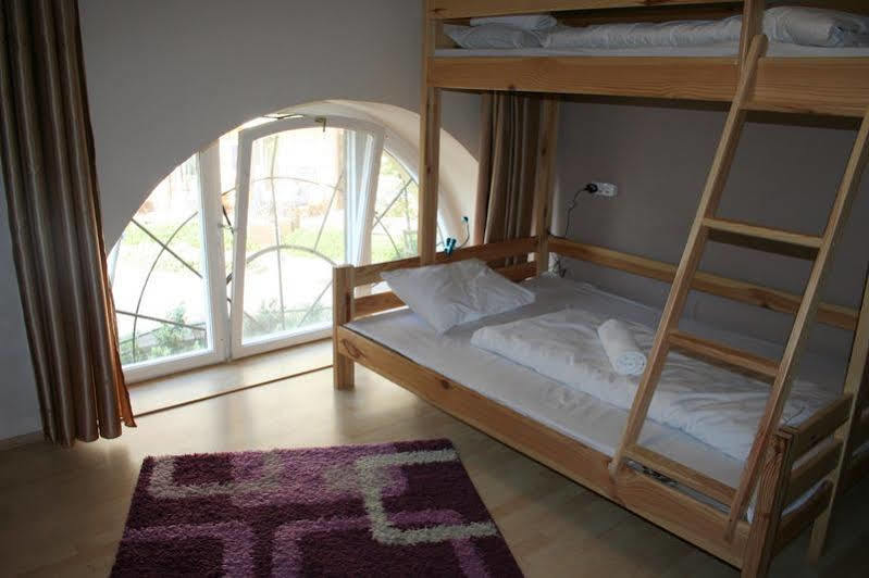 Walking Bed Budapest Downtown Albergue Exterior foto